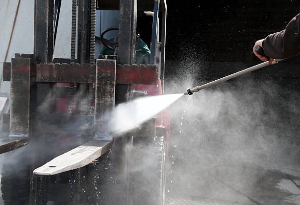 Best Oil Spill Cleanup  in Chantilly, VA